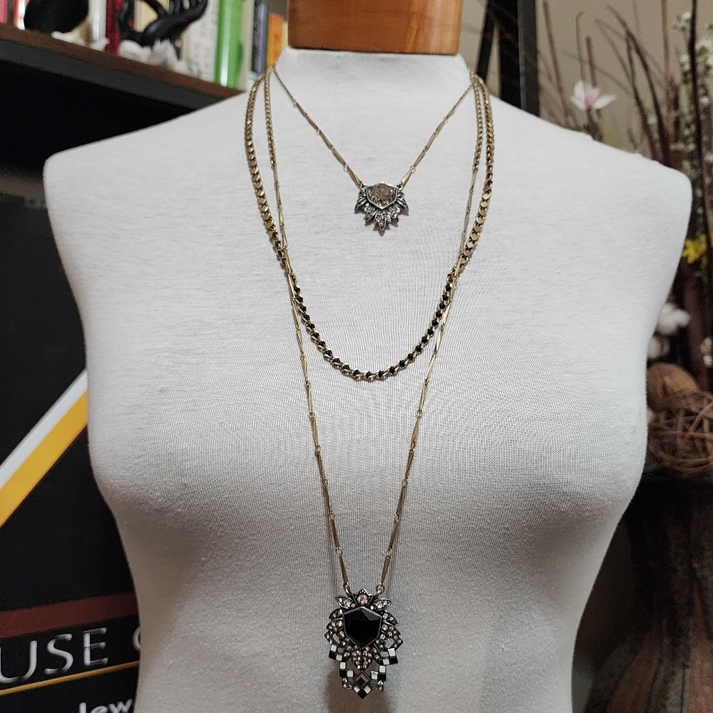 Chloe and Isabel Navin three row convertible Necklace
